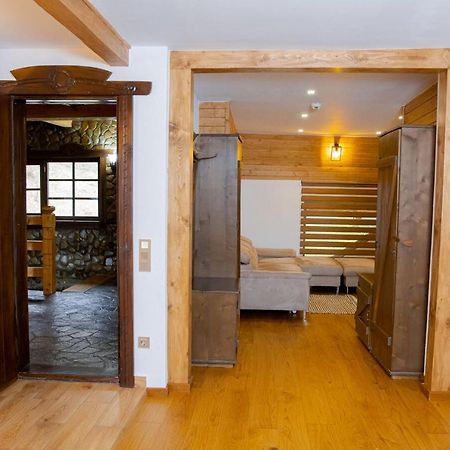 Hotel Conacul Drahneilor Ruscova Exteriér fotografie