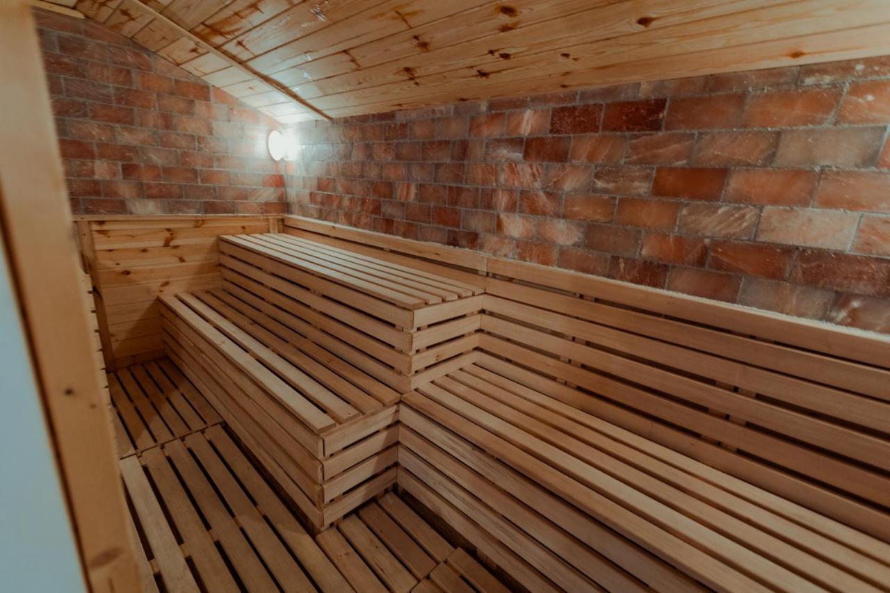 Hotel Conacul Drahneilor Ruscova Exteriér fotografie