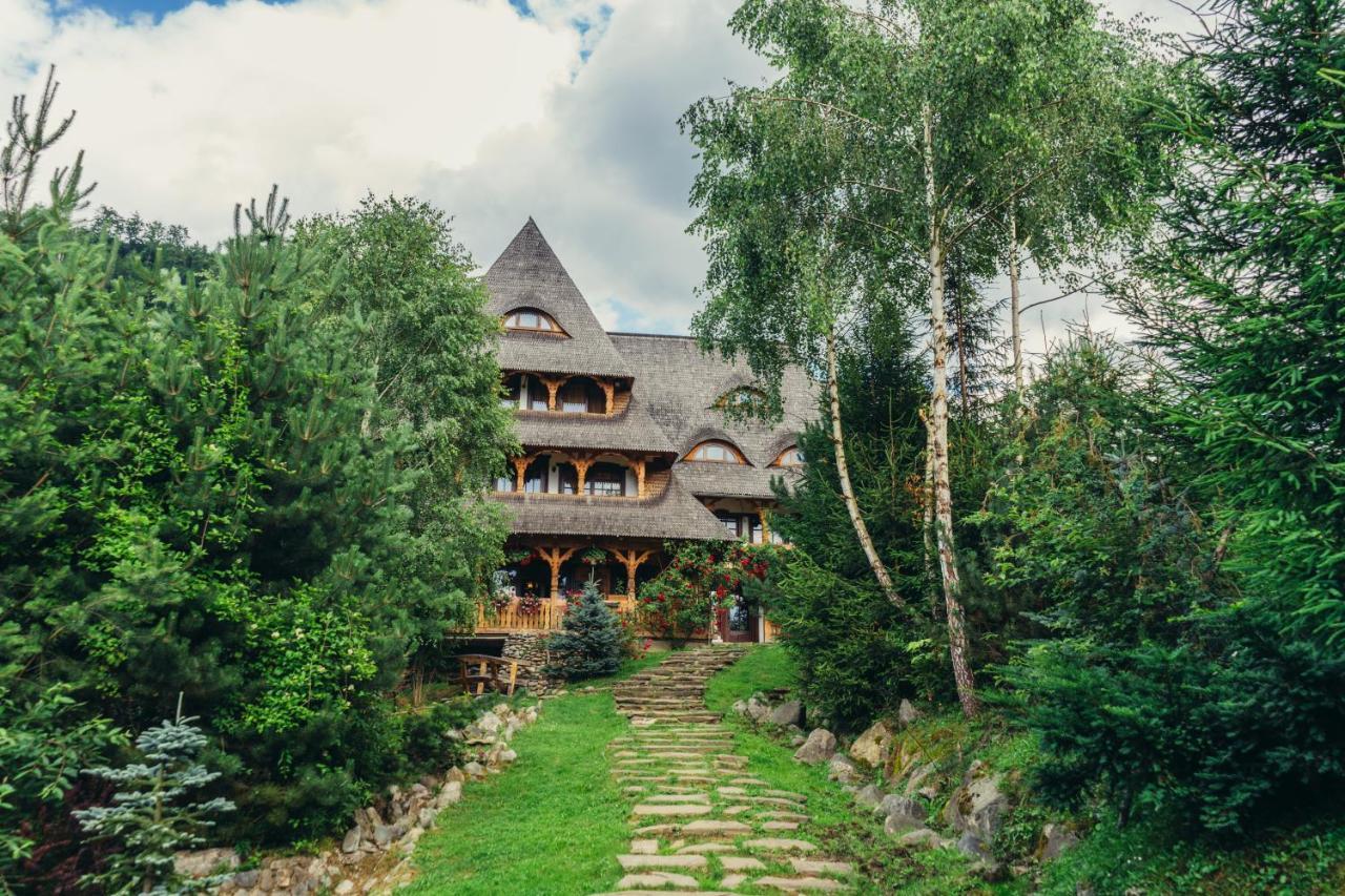 Hotel Conacul Drahneilor Ruscova Exteriér fotografie